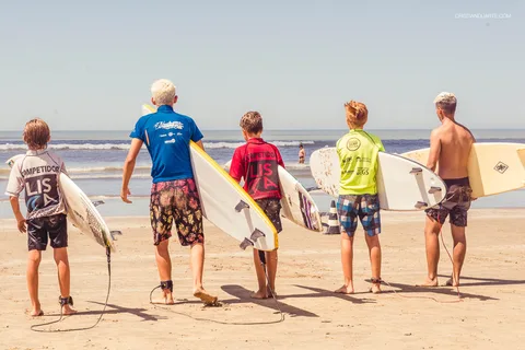 Aula da Kssino Surf Escola na Praia do Cassino