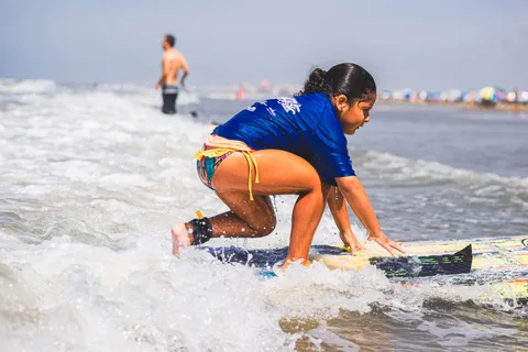 Aula da Kssino Surf Escola na Praia do Cassino